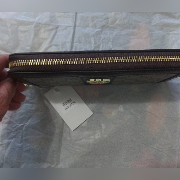 Unbranded Fashion Brown and Green Women's Wallet - Picture 7 of 15